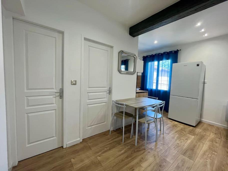 T2 Renove A 15 Min De Lyon Apartment Pierre-Benite Exterior photo